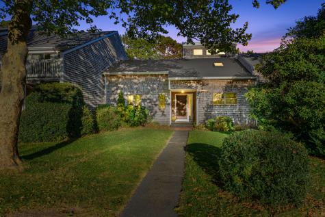 5 Riverview Avenue Mashpee MA 02649