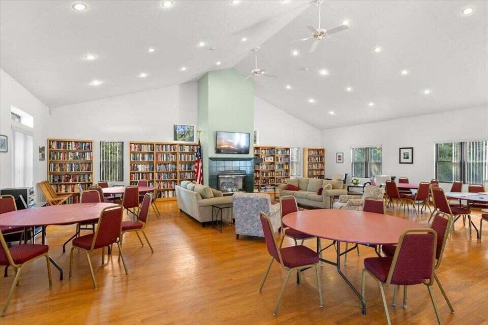 5 Riverview Avenue Mashpee MA 02649