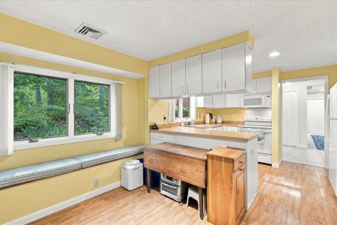 14 Woodrise Road Falmouth MA 02540