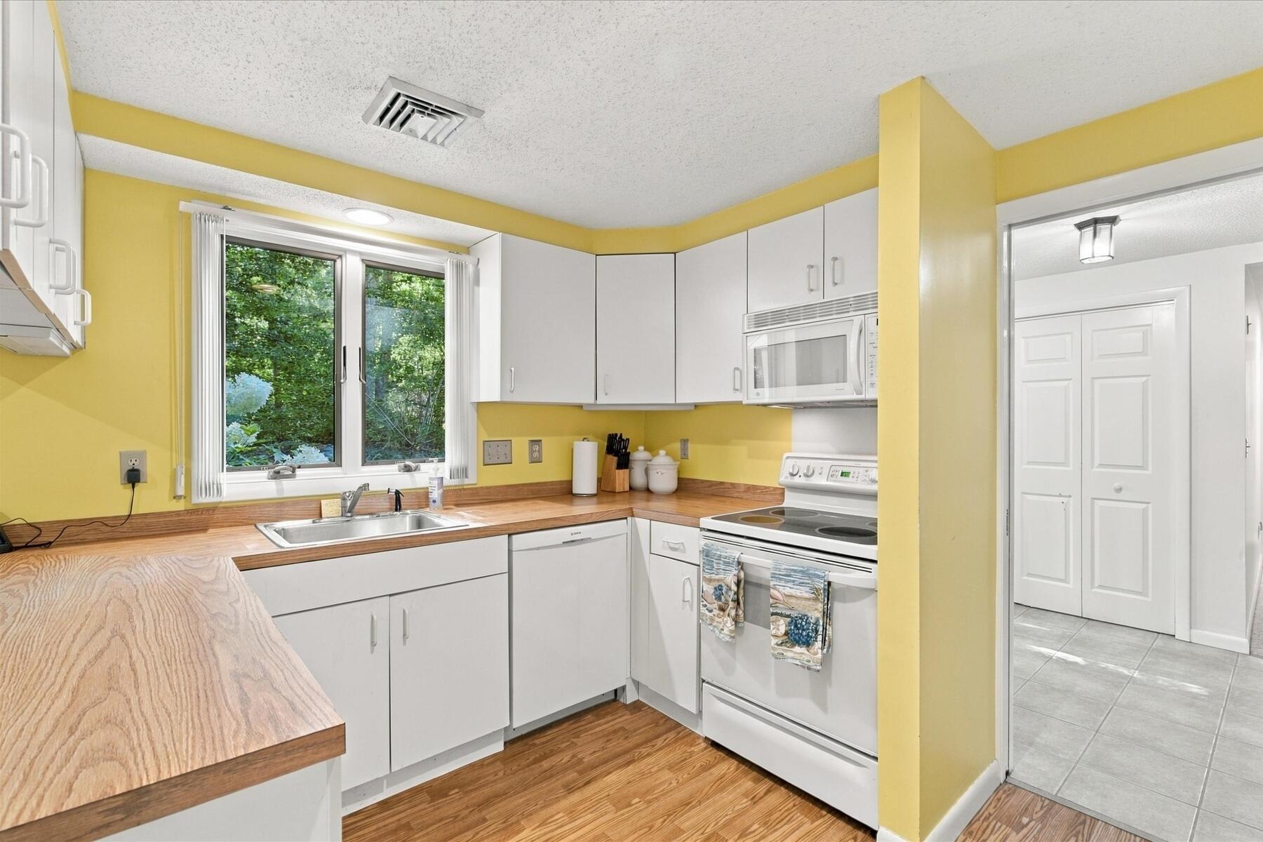 14 Woodrise Road Falmouth MA 02540