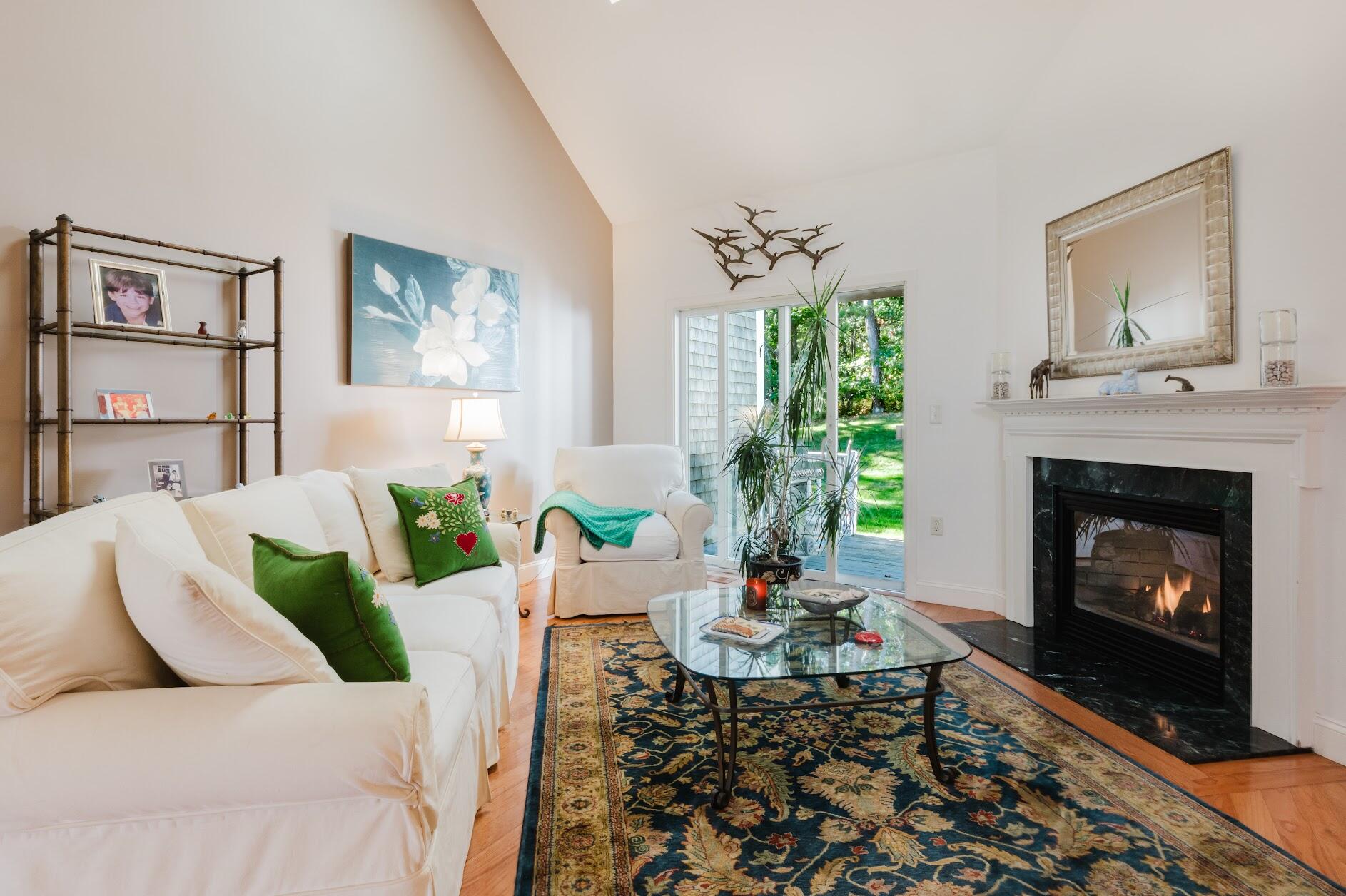 22 Stratford Ridge Mashpee MA 02649