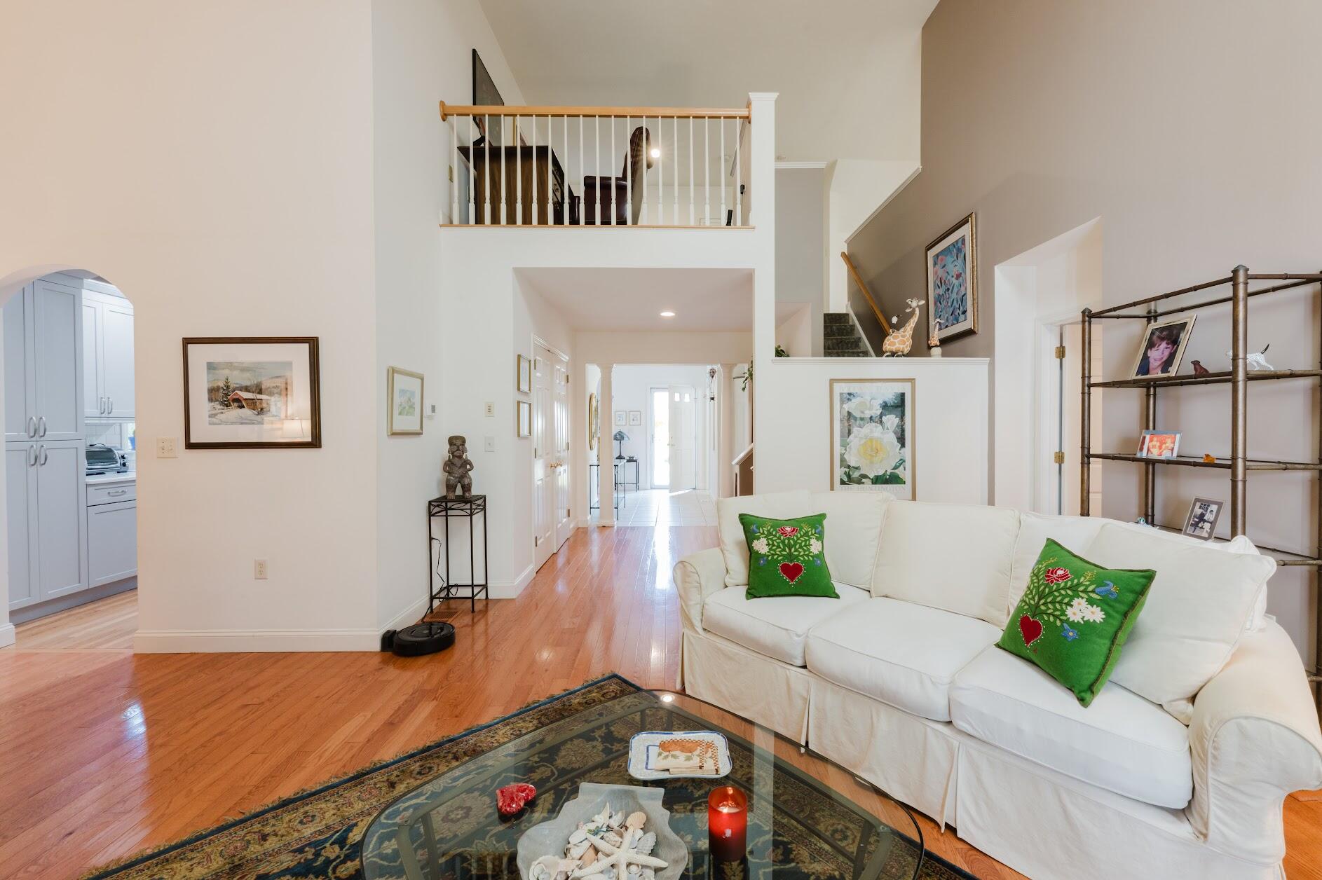 22 Stratford Ridge Mashpee MA 02649