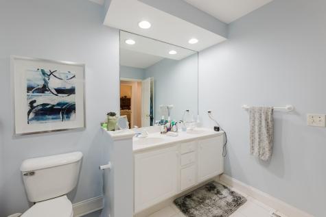 22 Stratford Ridge Mashpee MA 02649