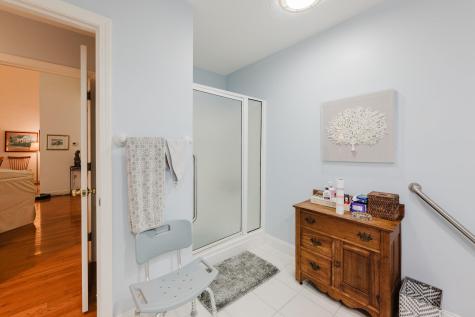 22 Stratford Ridge Mashpee MA 02649