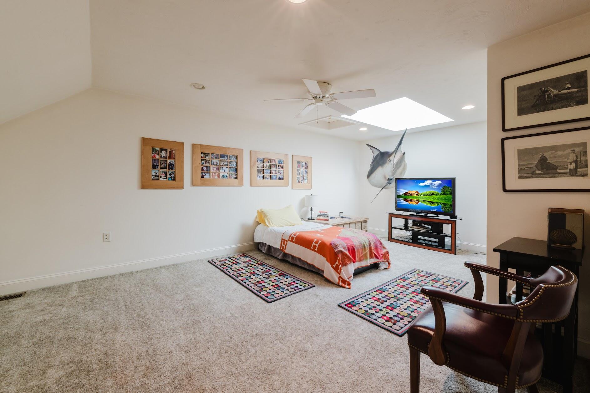 22 Stratford Ridge Mashpee MA 02649