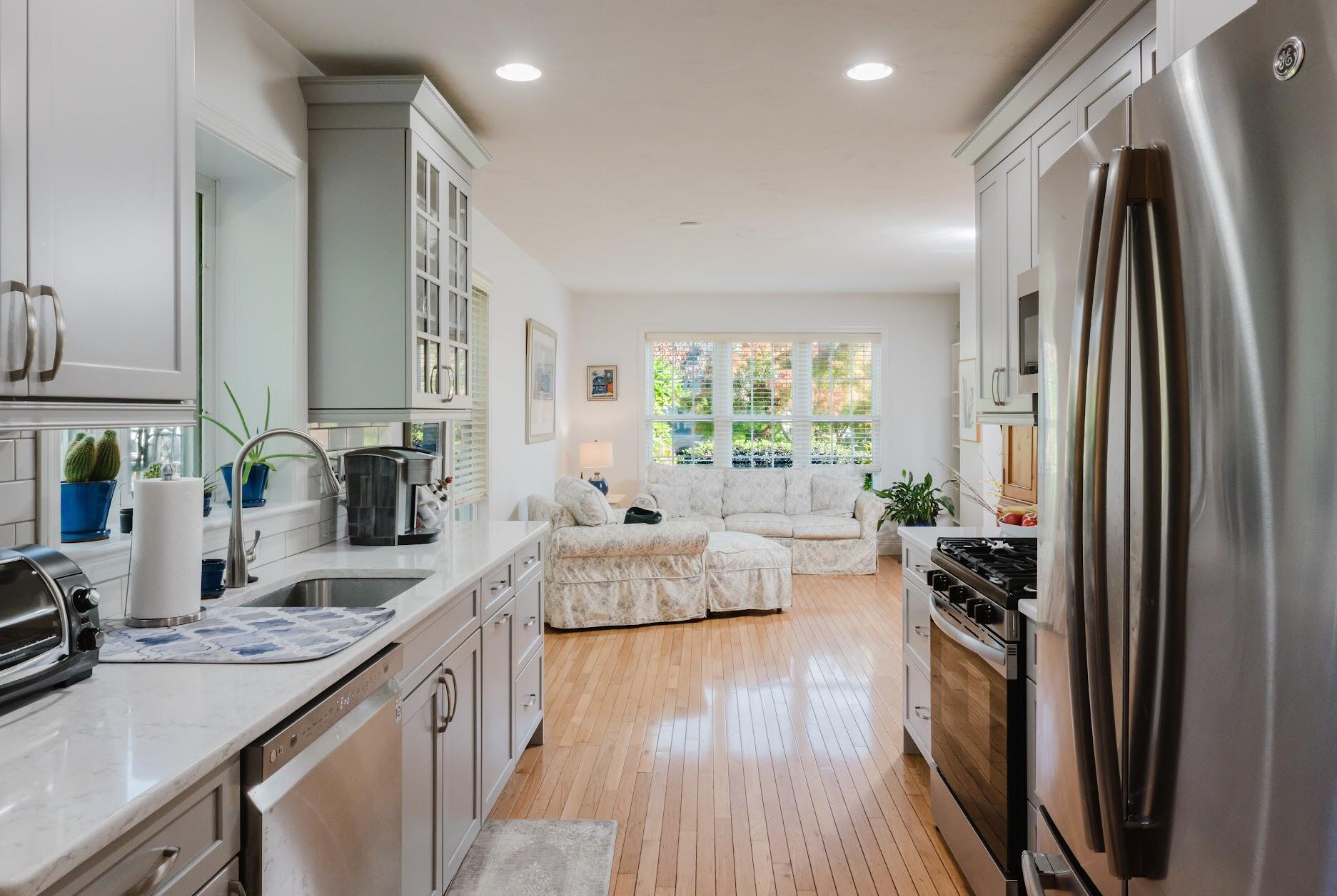 22 Stratford Ridge Mashpee MA 02649