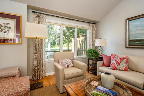 12 Pga Lane Mashpee MA 02649