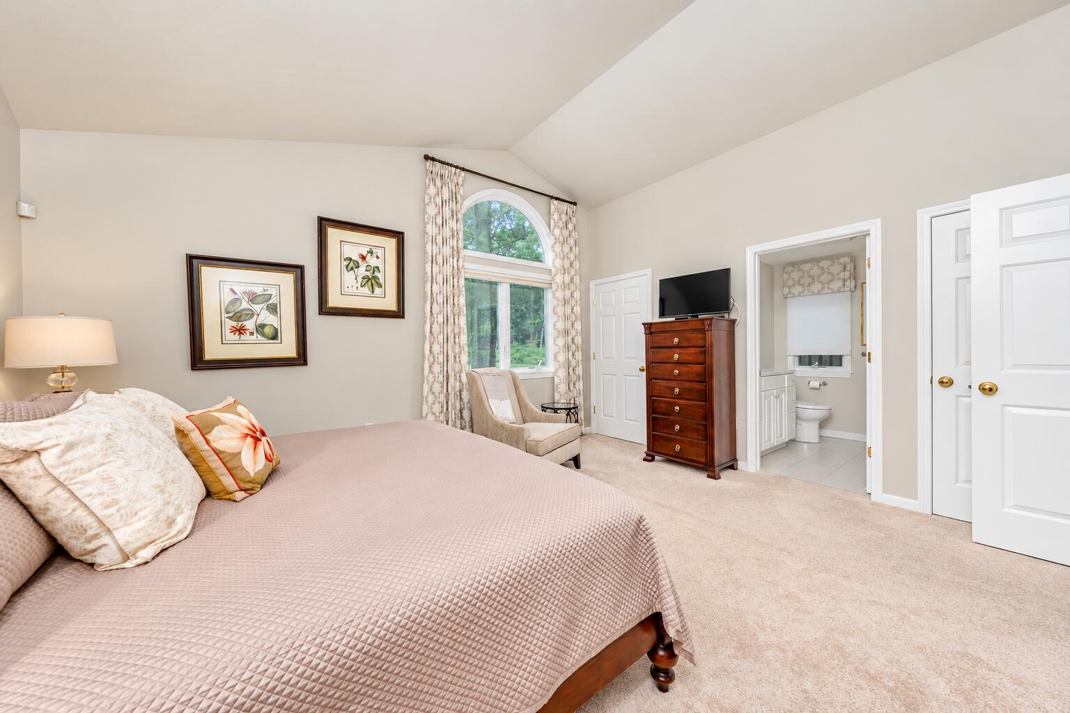 12 Pga Lane Mashpee MA 02649