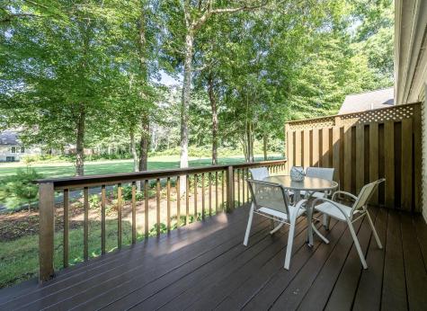 12 Pga Lane Mashpee MA 02649