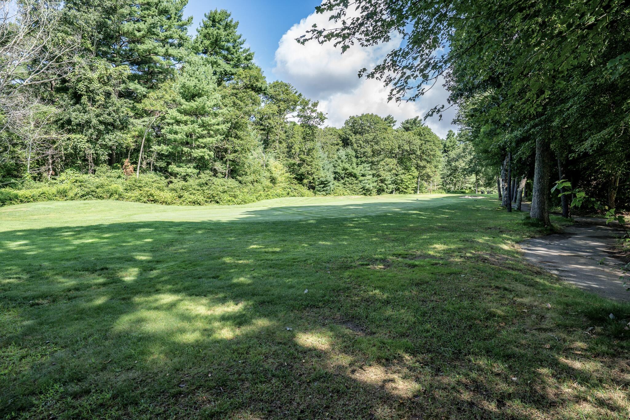 12 Pga Lane Mashpee MA 02649