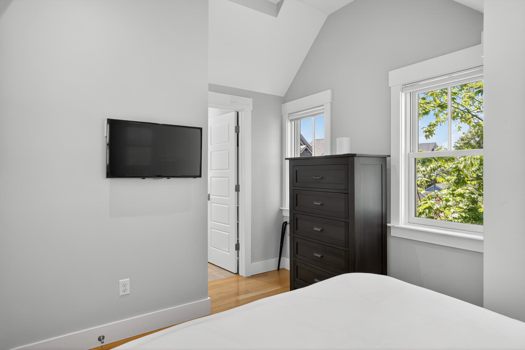 7 Conant Street Provincetown MA 02657