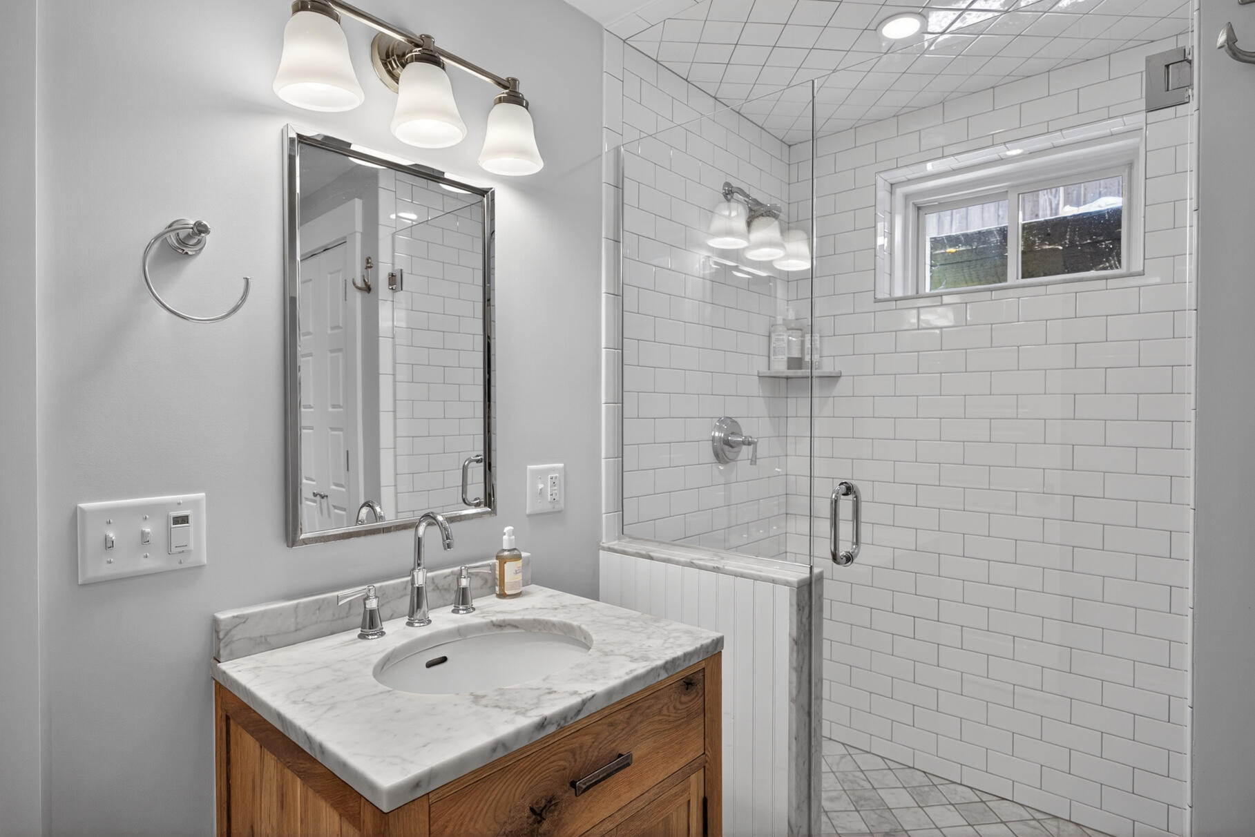 7 Conant Street Provincetown MA 02657