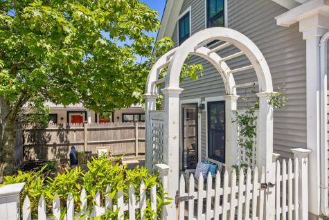 7 Conant Street Provincetown MA 02657