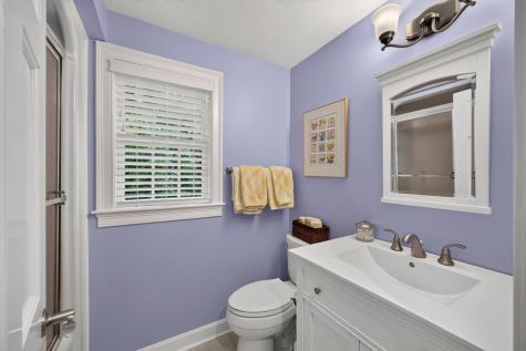 8 Elizabeth Circle Mashpee MA 02649