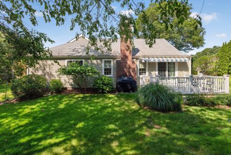 8 Elizabeth Circle Mashpee MA 02649