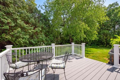 8 Elizabeth Circle Mashpee MA 02649