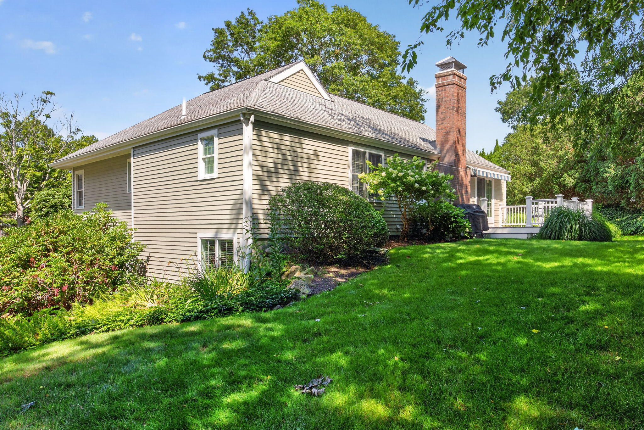 8 Elizabeth Circle Mashpee MA 02649