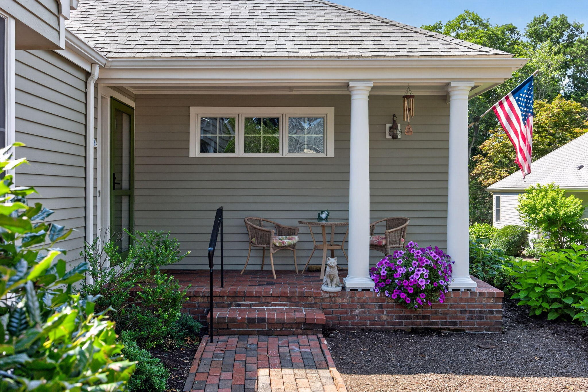 8 Elizabeth Circle Mashpee MA 02649