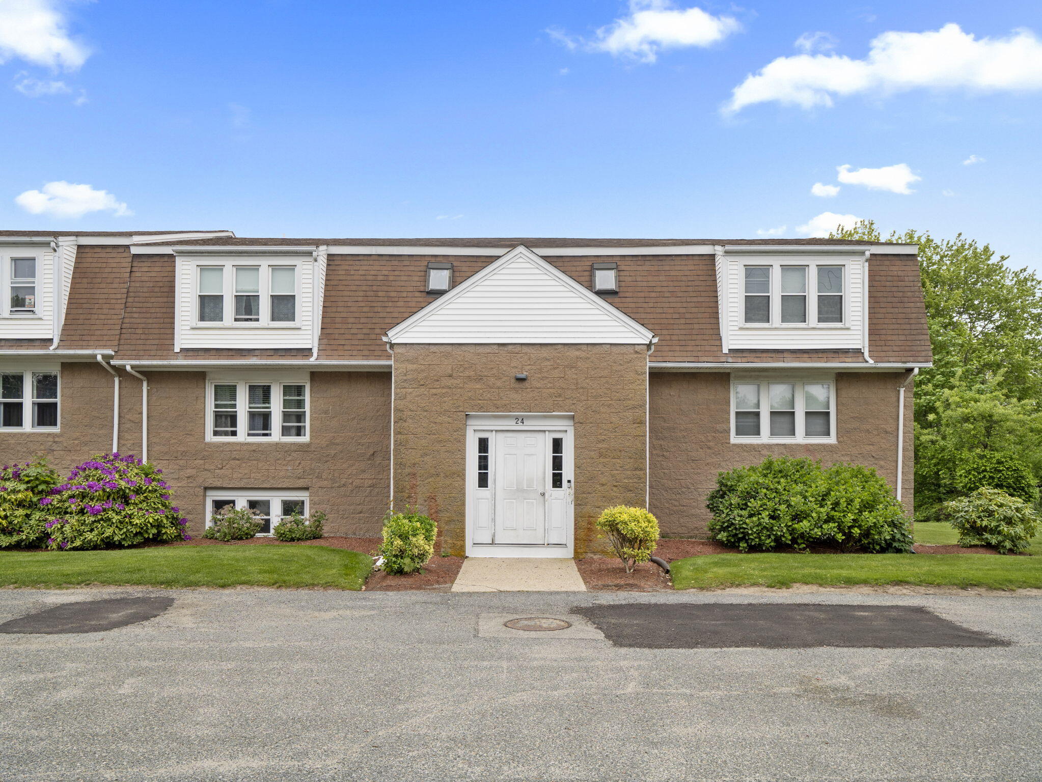 24 Betty's Pond Road Hyannis MA 02601