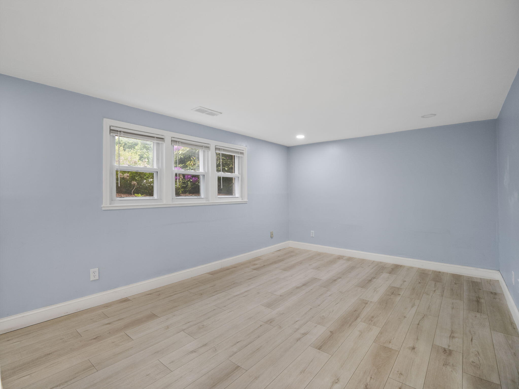 24 Betty's Pond Road Hyannis MA 02601