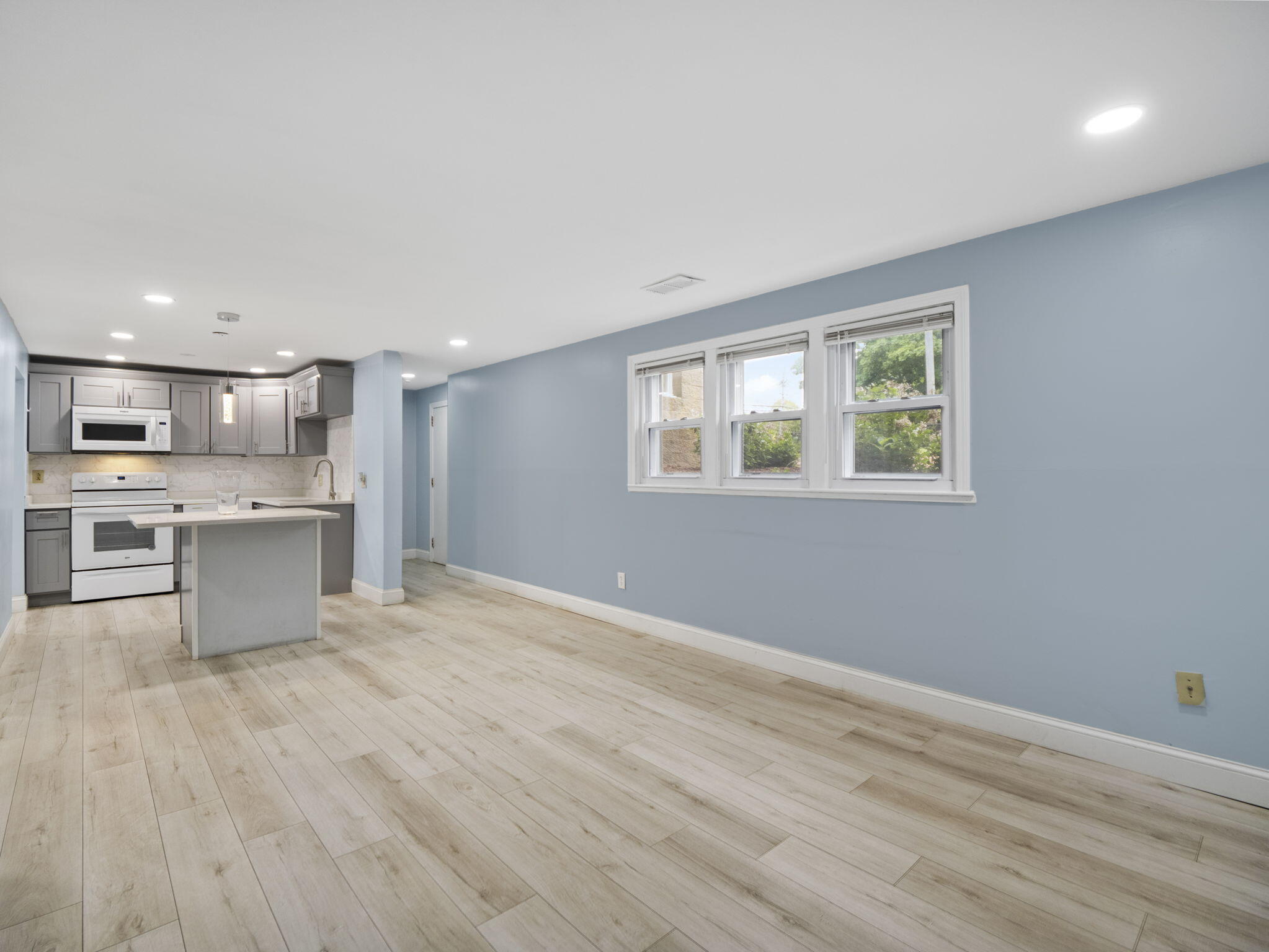 24 Betty's Pond Road Hyannis MA 02601