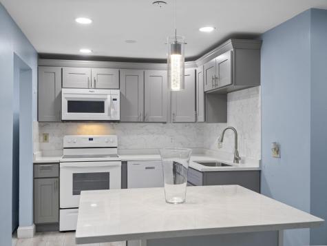 24 Betty's Pond Road Barnstable MA 02601
