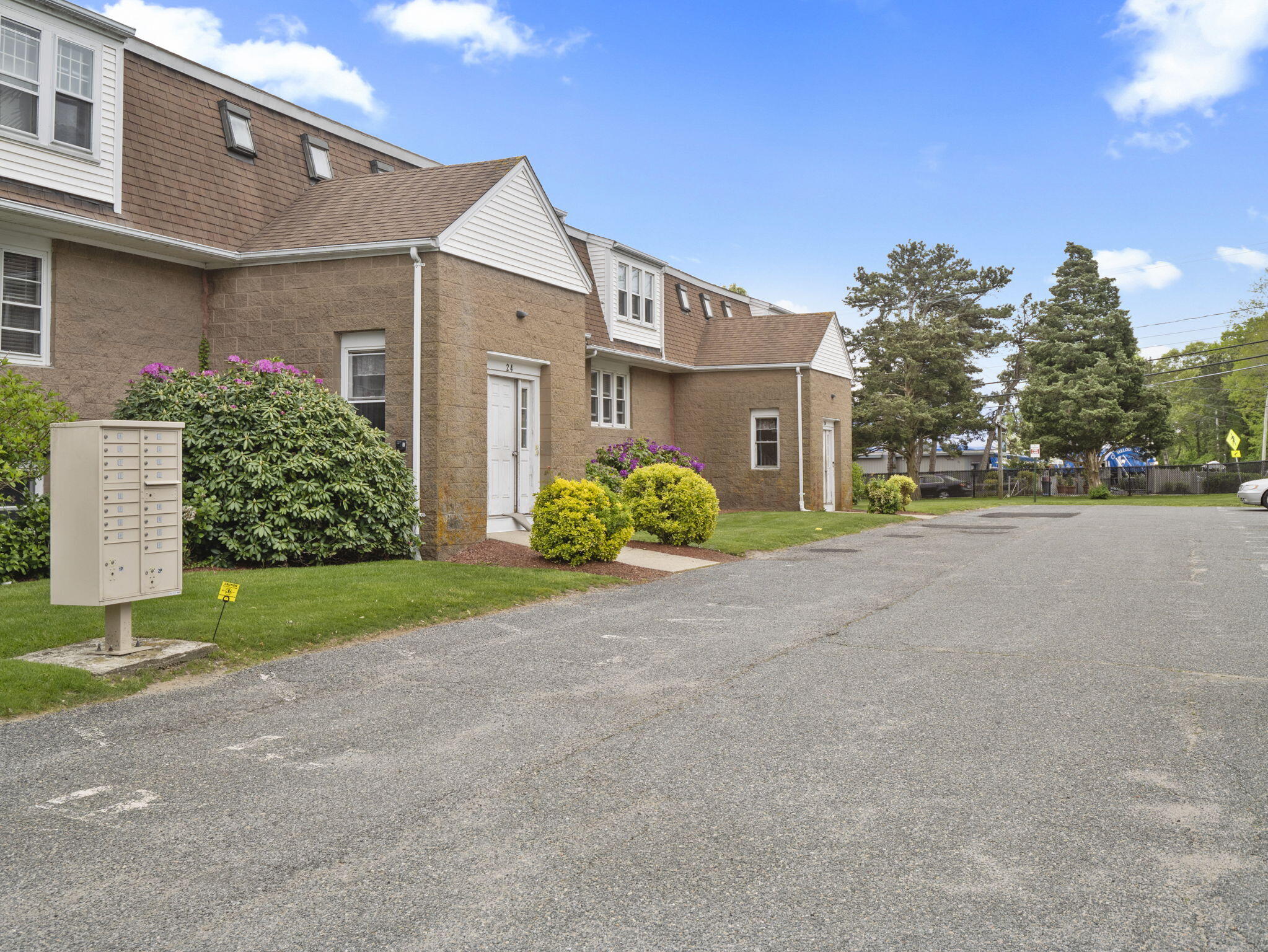 24 Betty's Pond Road Hyannis MA 02601