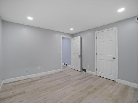 24 Betty's Pond Road Barnstable MA 02601
