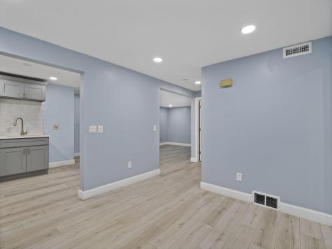 24 Betty's Pond Road Barnstable MA 02601