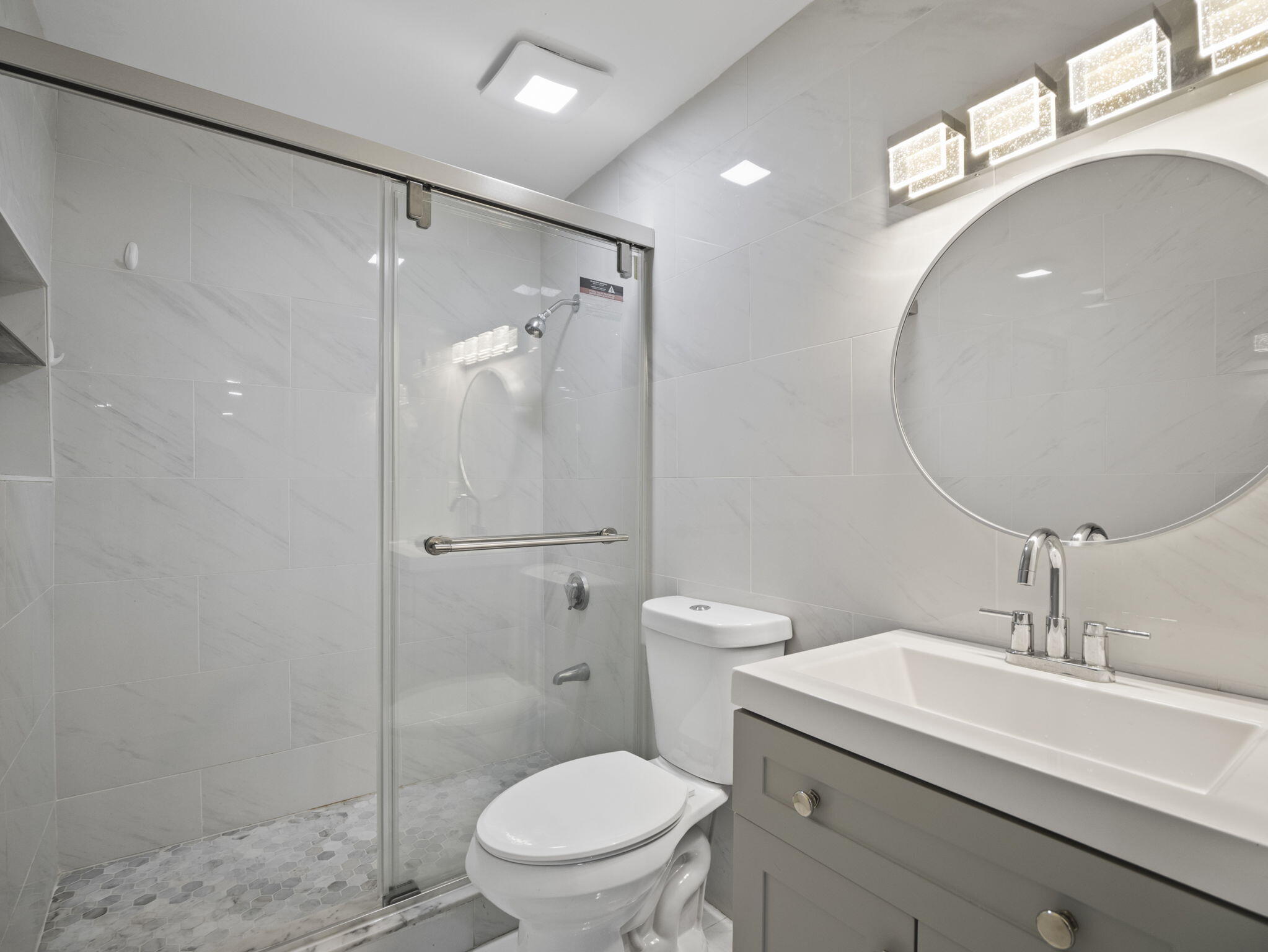 24 Betty's Pond Road Hyannis MA 02601
