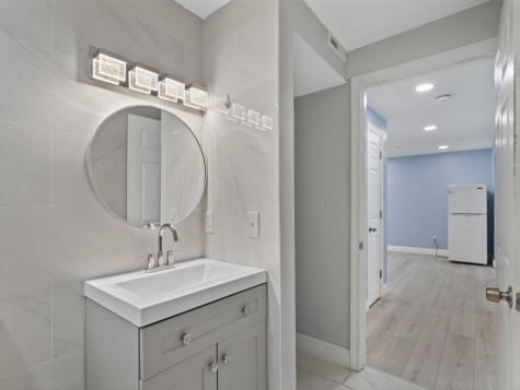 24 Betty's Pond Road Barnstable MA 02601