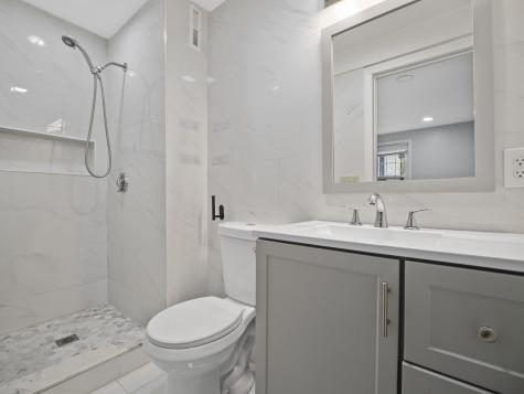 24 Betty's Pond Road Barnstable MA 02601