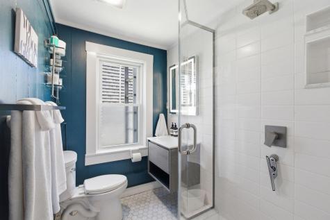 29 Alden Street Provincetown MA 02657