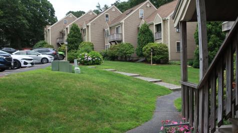 817 Old Strawberry Hill Road Hyannis MA 02601