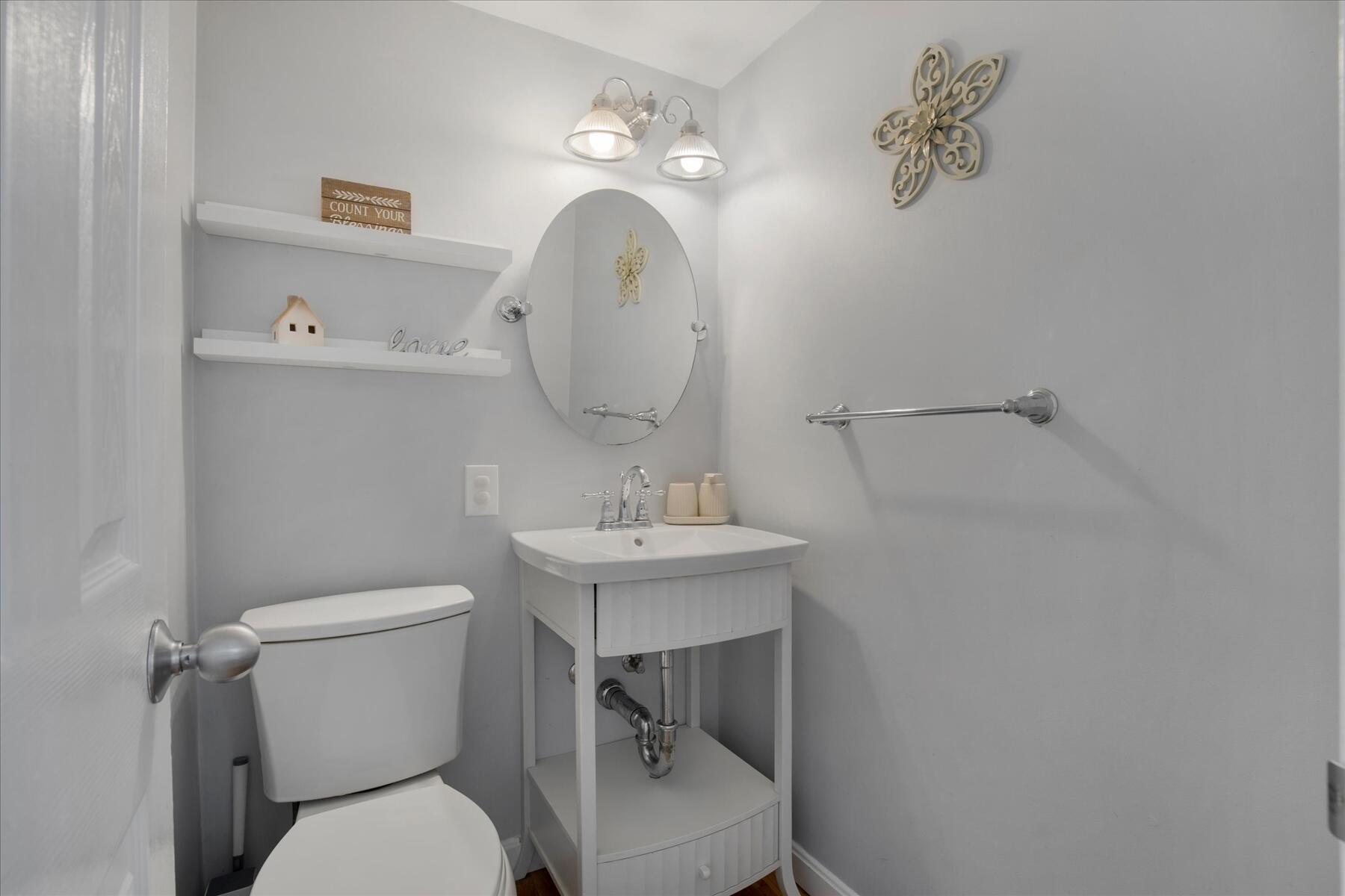 231 Massachusetts 28 Harwich MA 02671