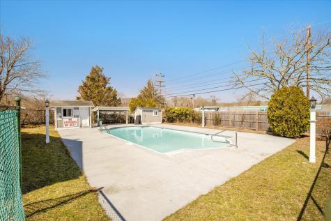 231 Massachusetts 28 Harwich MA 02671