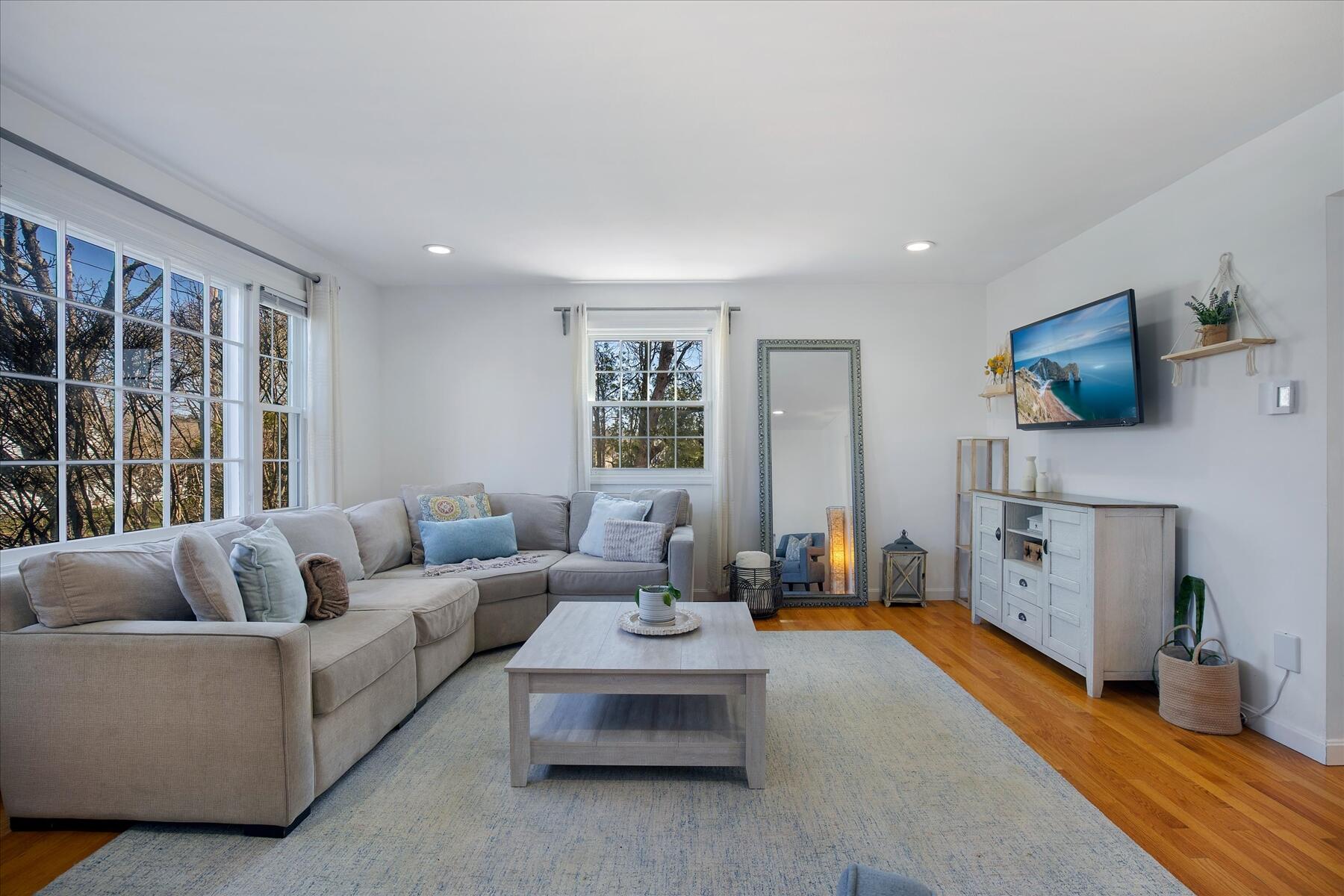 231 Massachusetts 28 Harwich MA 02671