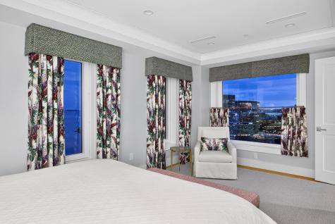 10 Rowes Wharf Boston MA 02110