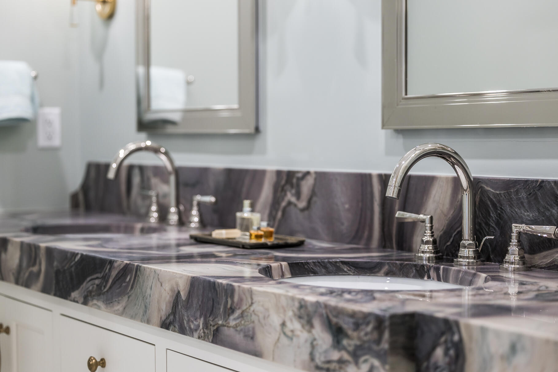 10 Rowes Wharf Boston MA 02110