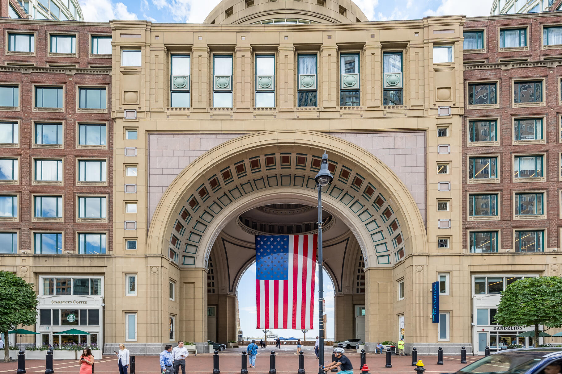 10 Rowes Wharf Boston MA 02110
