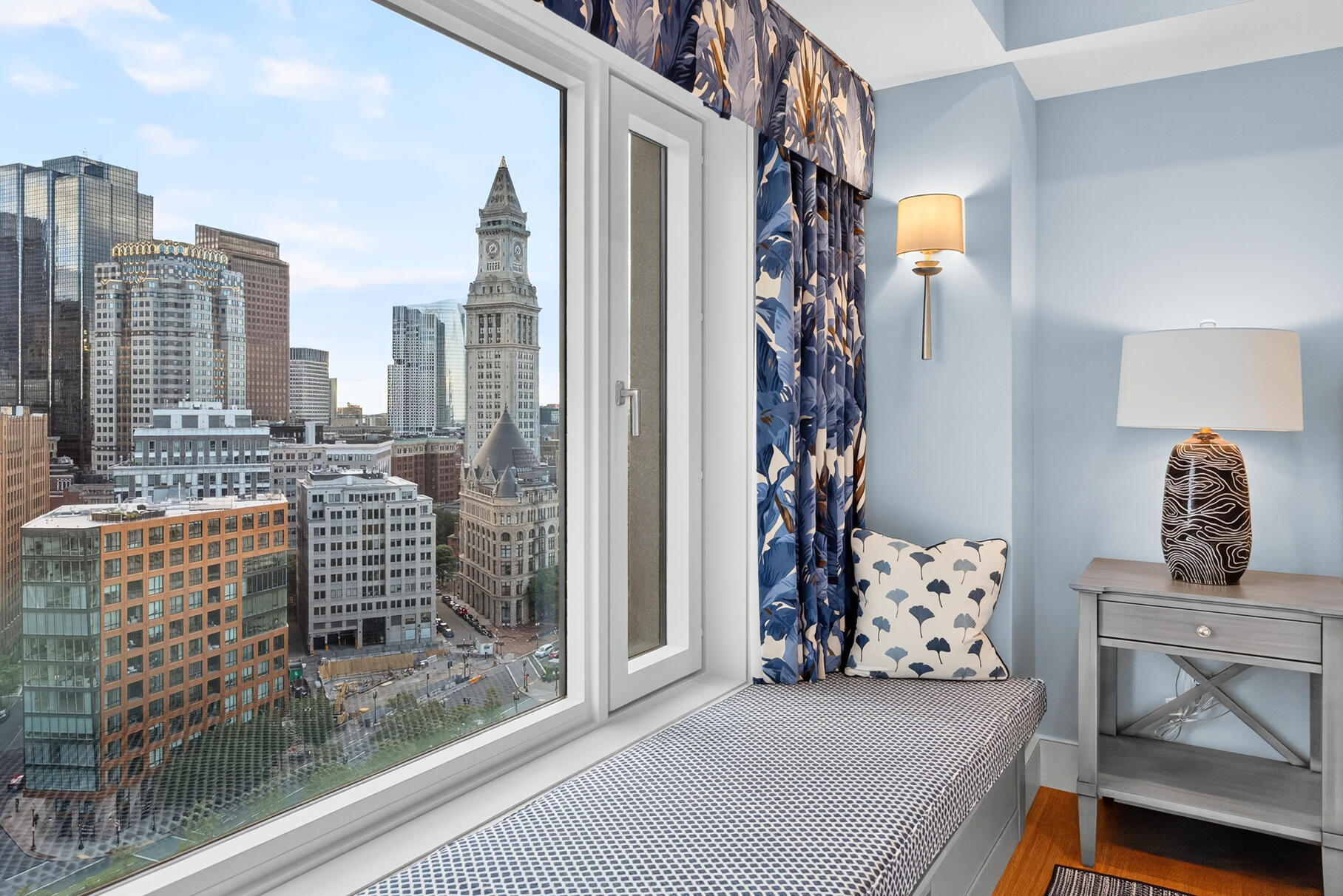 10 Rowes Wharf Boston MA 02110