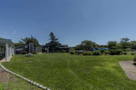 27 Island Inn Road Oak Bluffs MA 02557