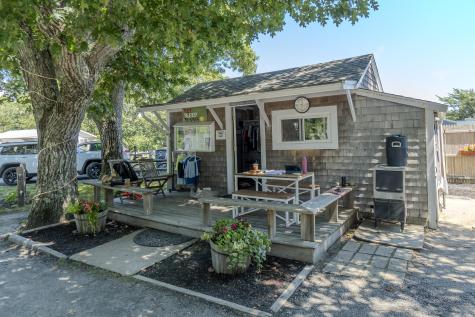 27 Island Inn Road Oak Bluffs MA 02557