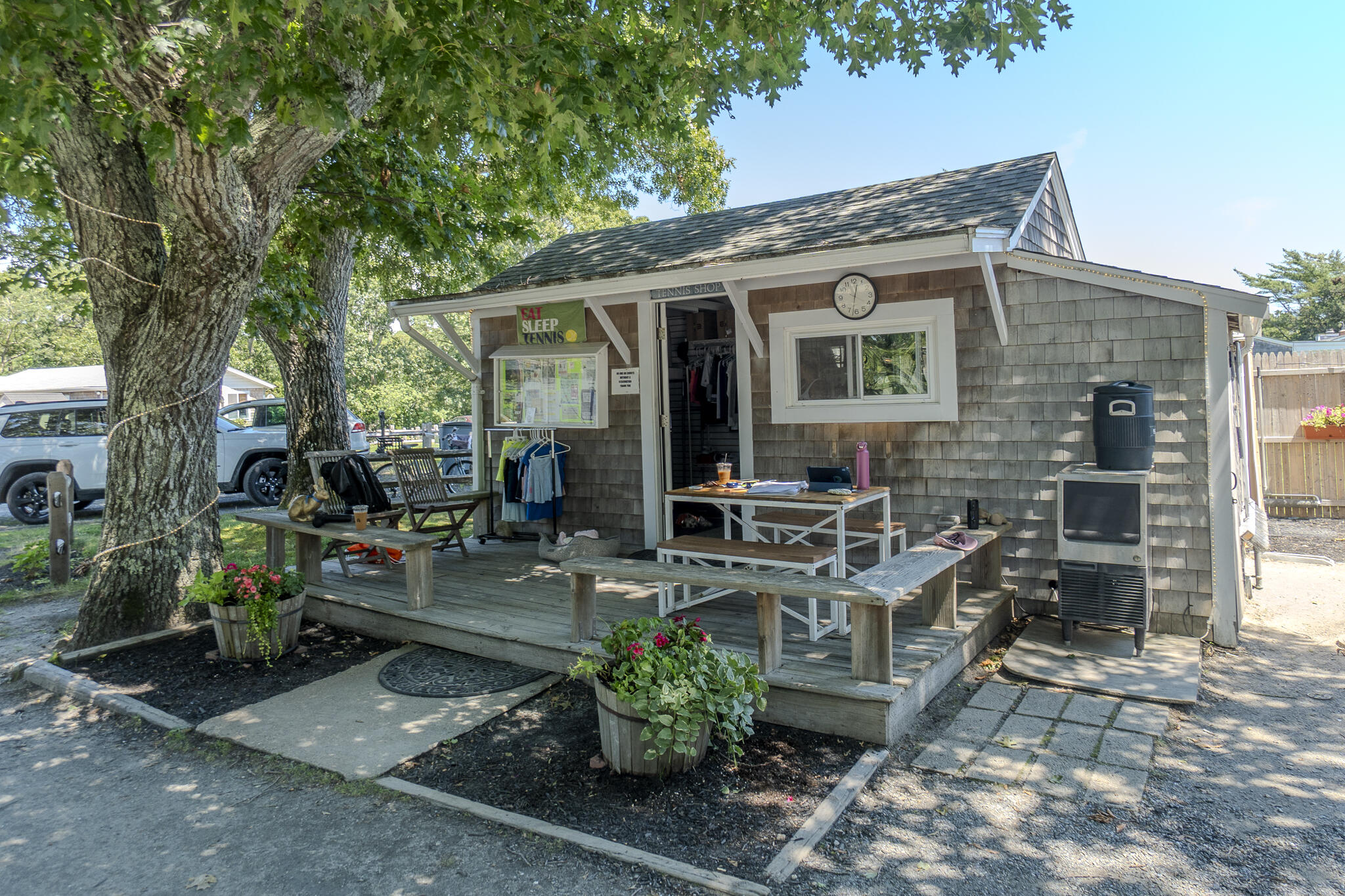 27 Island Inn Road Oak Bluffs MA 02557