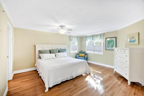 10 Chippers Lane Mashpee MA 02649
