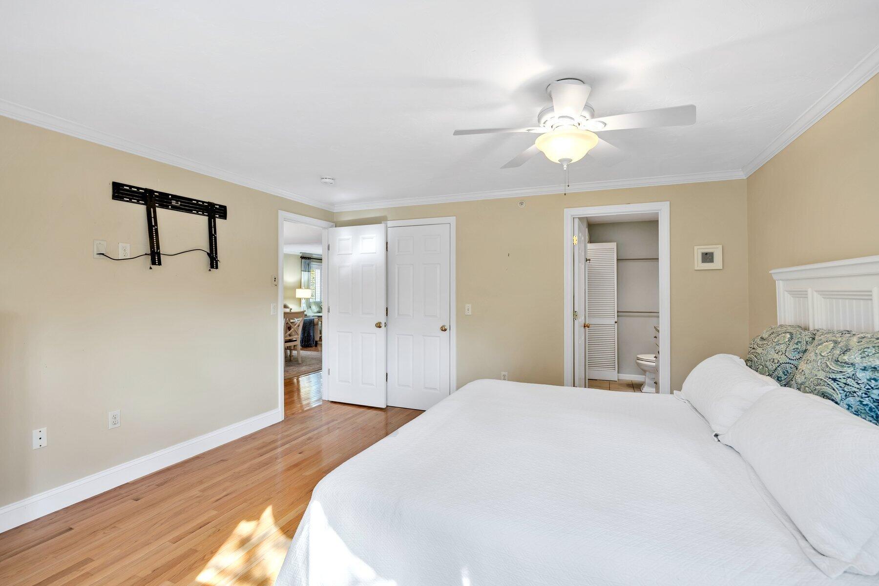 10 Chippers Lane Mashpee MA 02649