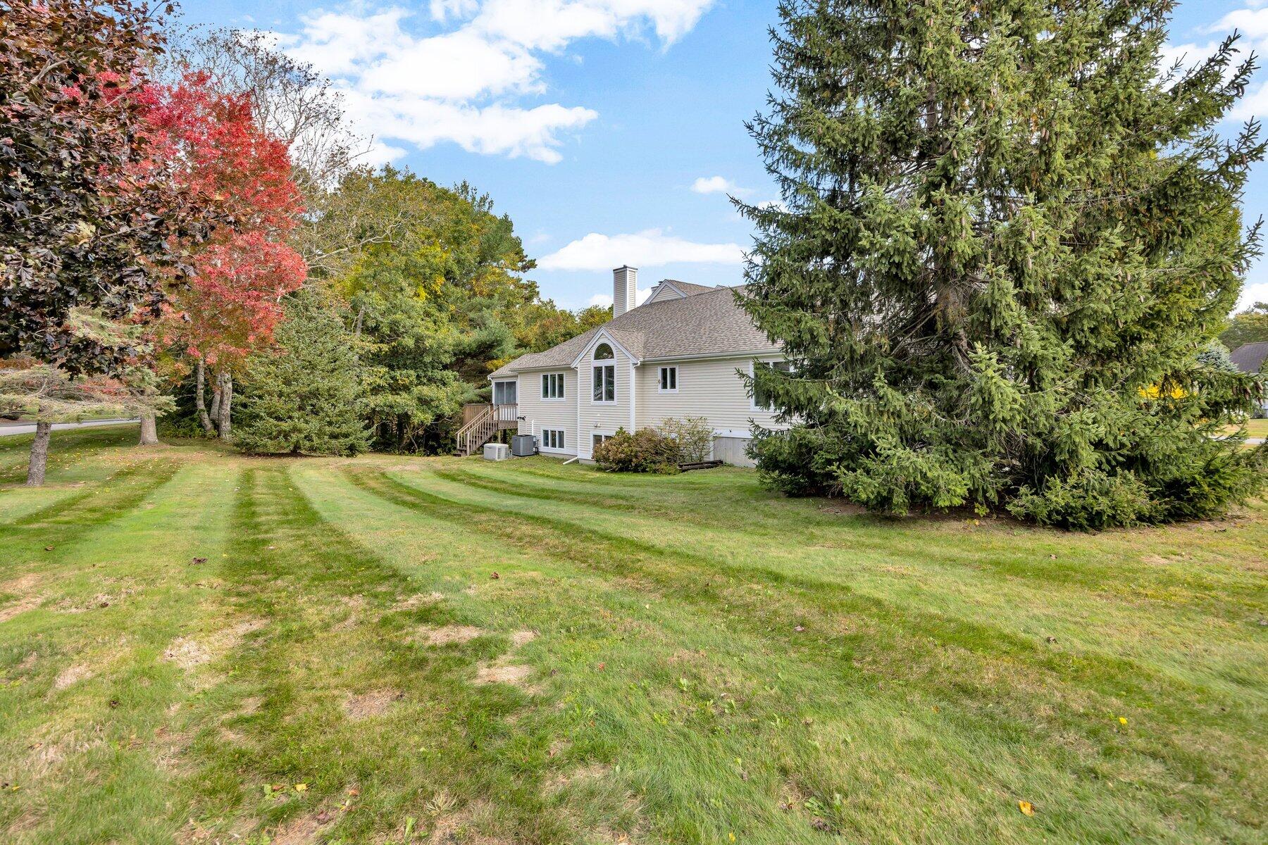10 Chippers Lane Mashpee MA 02649