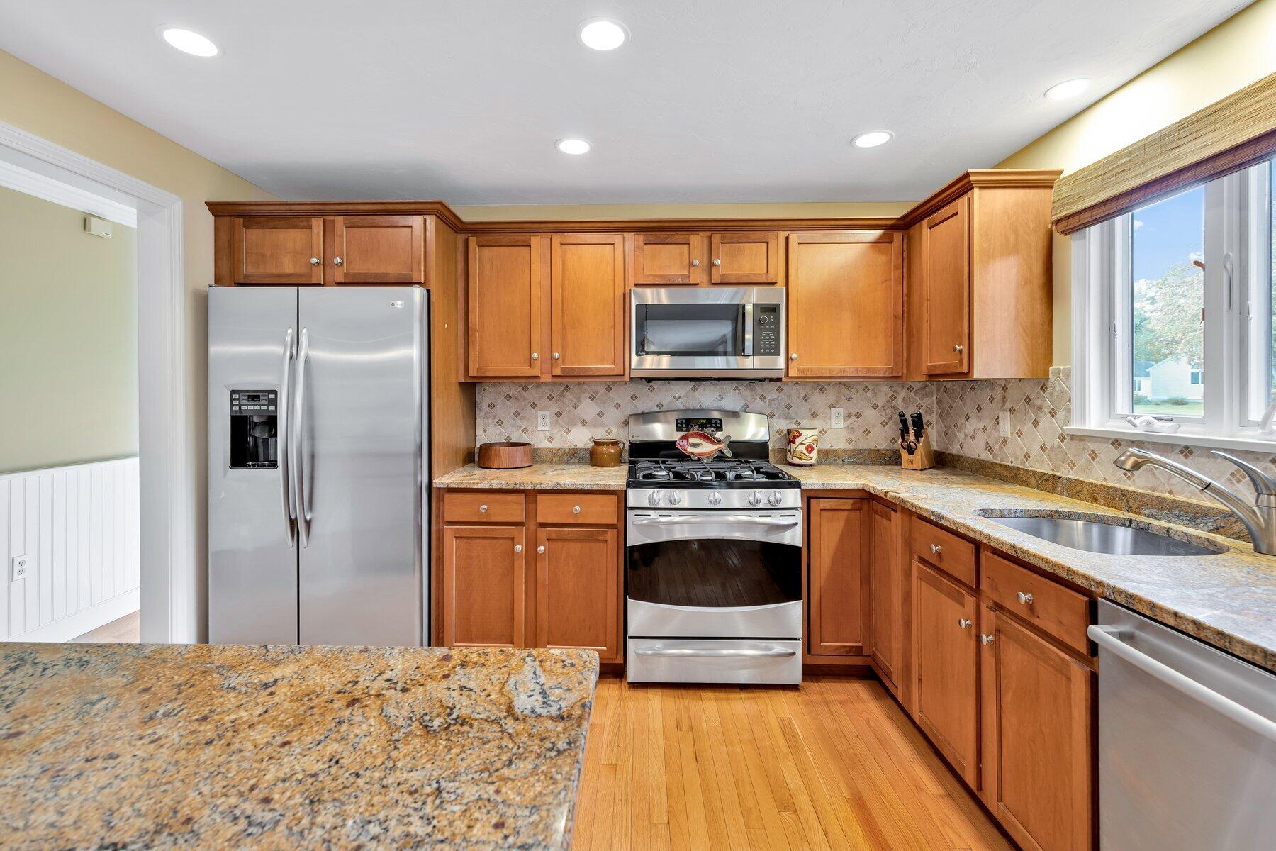 10 Chippers Lane Mashpee MA 02649