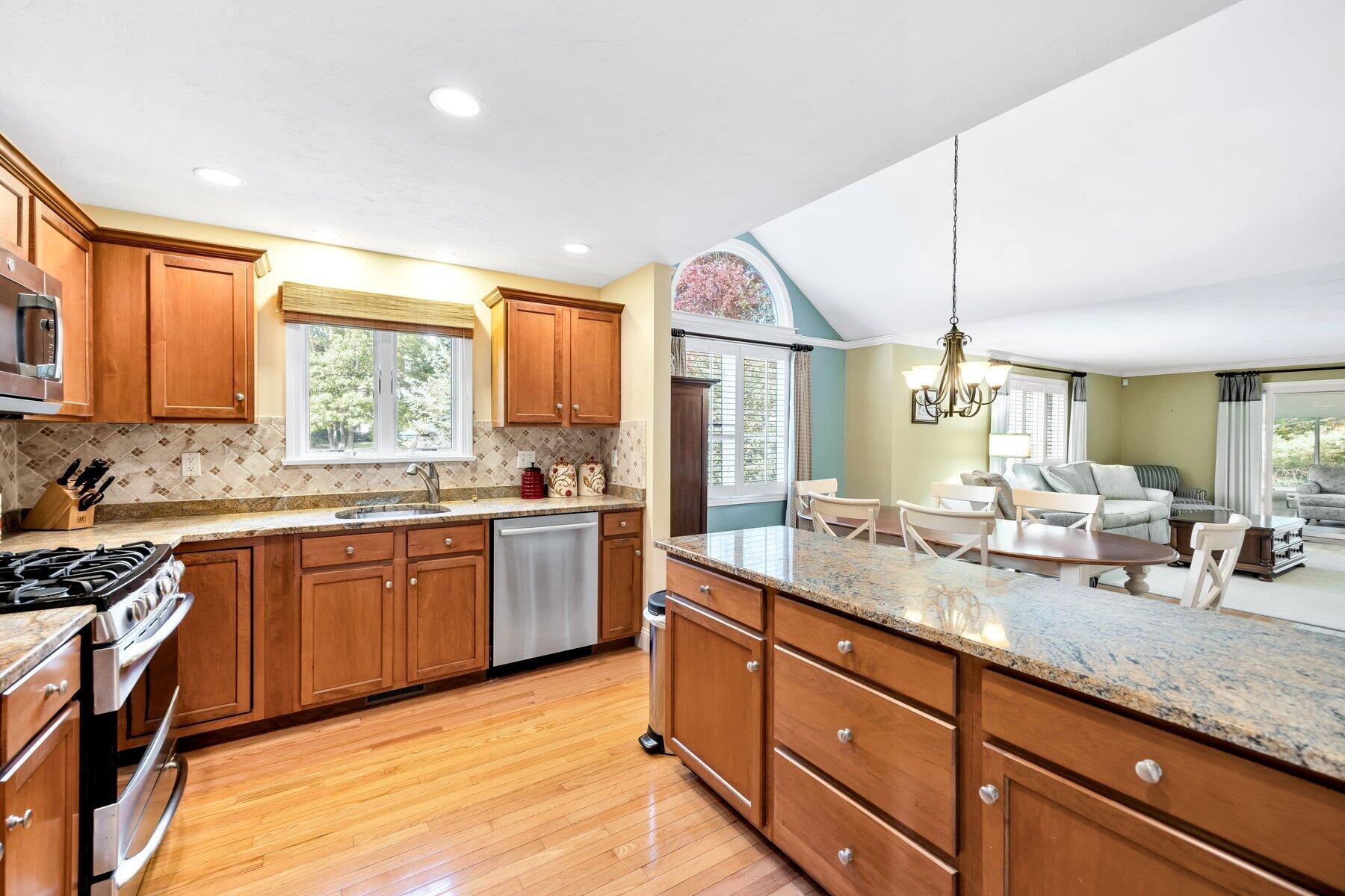 10 Chippers Lane Mashpee MA 02649