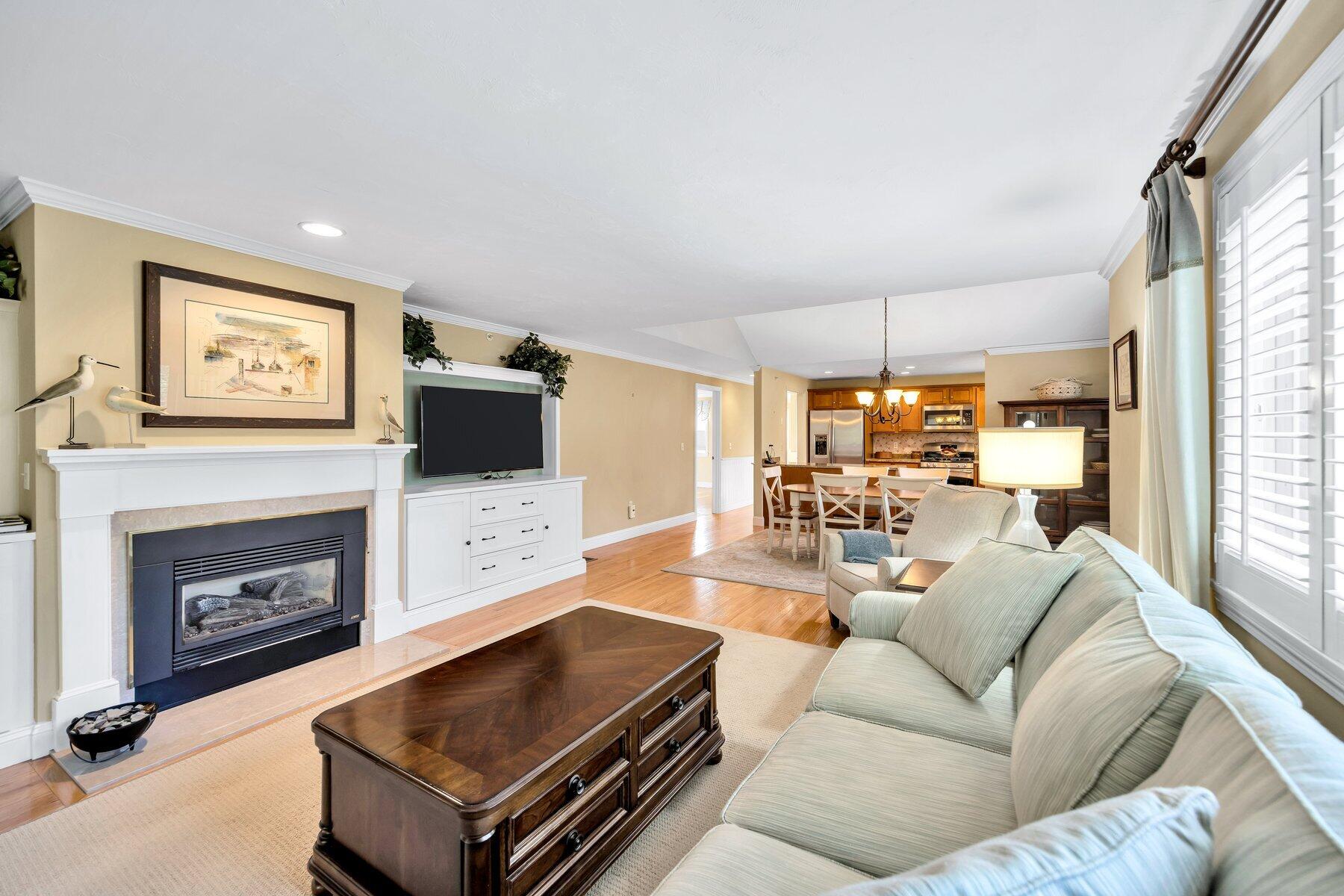 10 Chippers Lane Mashpee MA 02649
